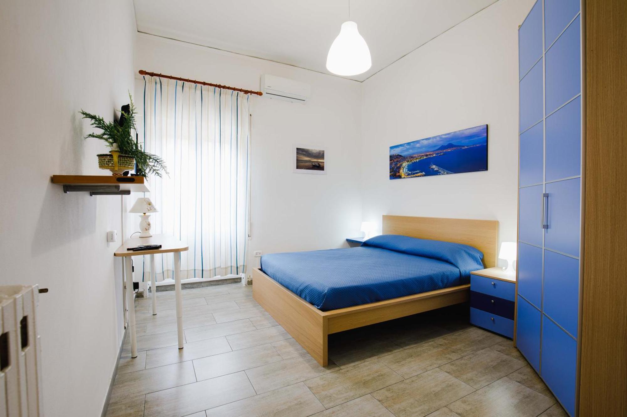 Casa Intera In Via Dell Epomeo 175 * Napoli